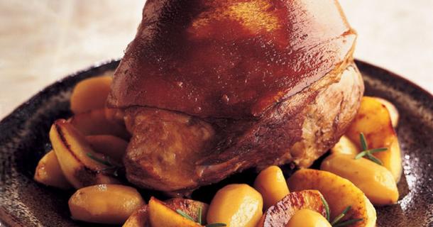 Рулька свиная запеченая