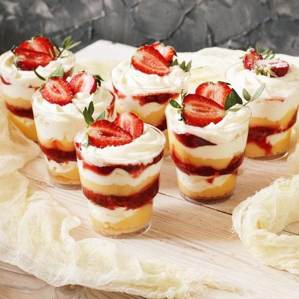 Трайфл в асс-те