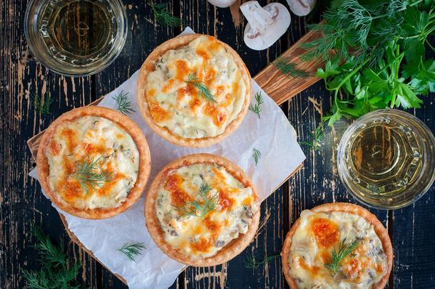 Жульен из курицы Жульен из курицы