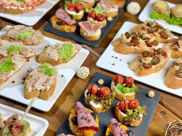 Заказать Сет "Дамский каприз" на 8-10 персон в Казани