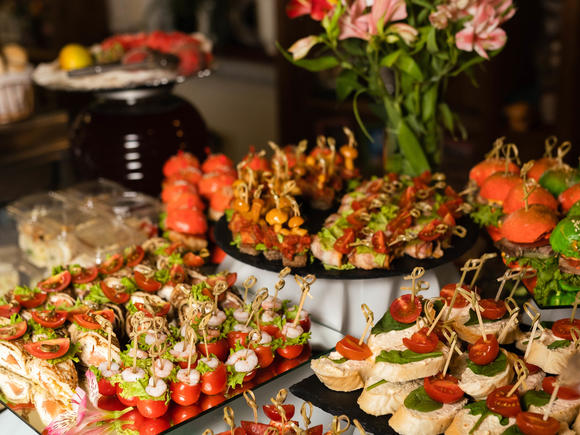 Вечеринка на 8 персон в Краснодаре