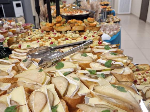 Кофе-брейк и банкет на 75 персон в Краснодаре